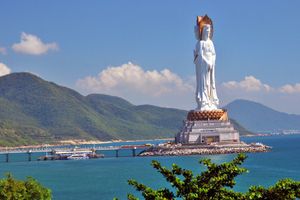 厦门中国国旅【玩美海洋】海南海口双飞五日游 国旅电话