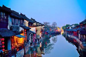 厦门到上海【奇幻迪士尼】上海迪士尼乐园三天 国旅电话