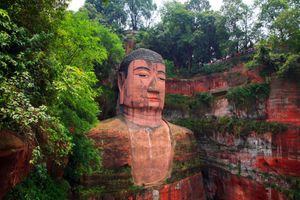 厦门国旅四川团【7-8月礼佛峨眉】成都、乐山4日 国旅电话