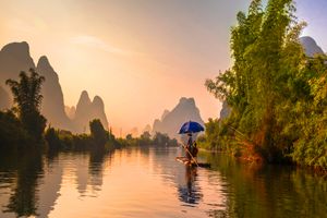 厦门中国国旅【美轮美奂】桂林、冠岩、梦幻漓江4日游 国旅电话