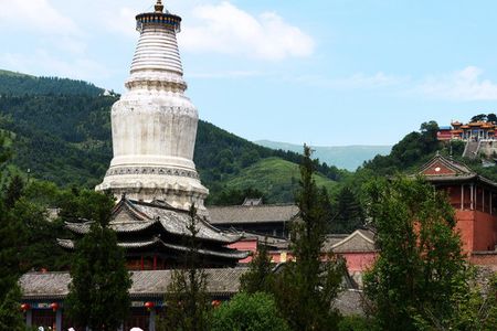 五台山精选之旅【五台山祈福之旅双飞四日】太原往返