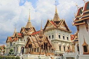 【特价尼泊尔】厦门+成都+尼泊尔全景四飞10日游 国旅电话